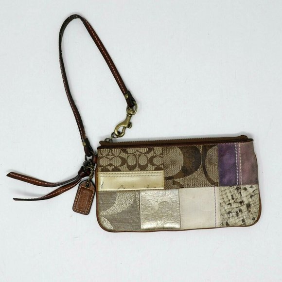 COACH Patchwork Signature Whipstitch Patch Jacquard Leather Wristlet Wallet EUC